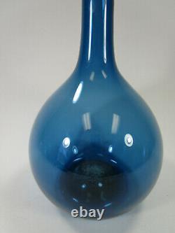 19.75 Arthur Percy Vtg Blue Gullaskruf Mid Century Modern Art Glass Bulb Vase