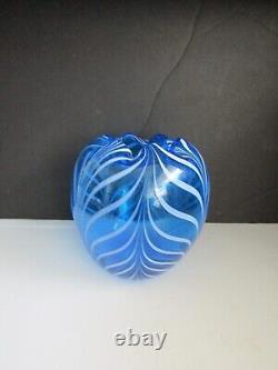 1976 Fenton Blue Art Glass Vase White Pulled Feather Decoration Signed LIMITED