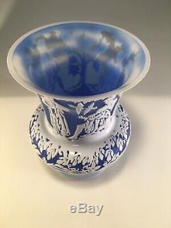 1988 Kelsey Murphy Pilgrim Cameo Glass Vase Cobalt Blue & White Musicians Signed