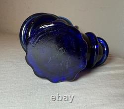 2004 Velin Isaksson hand blown studio art glass cornucopia vase sculpture statue