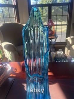 21.25 Le Smith Glass MC Ribbed/fat Bottom Peacock Blue Stretch Swung Vase