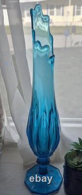 21 L E Smith MCM Peacock Blue Dominion Art Glass Swung Footed Vase VTG LE