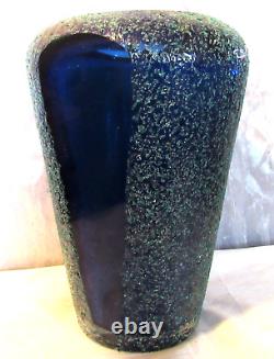 Alessandro Mandruzzato Summerso Murano Cobalt Blue Textured Glass Vase 9.75 T