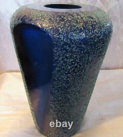 Alessandro Mandruzzato Summerso Murano Cobalt Blue Textured Glass Vase 9.75 T