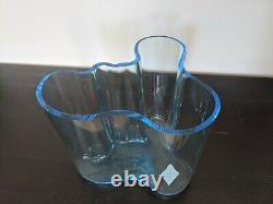 Alvar Aalto IITTALA 6 Savoy Vase light blue modern glass