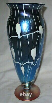 Antique Art Deco USA 12.5 Durand Blue Hearts Vines Art Glass Flower Vase Mint