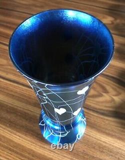 Antique Durand Blue Iridescent Hearts Vines Art Glass Vase 20154-10 Signed