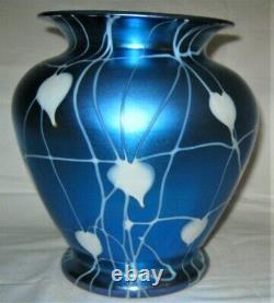 Antique Durand USA Blue Hearts Vines Floral Urn Art Glass Flower Vase Us Steuben