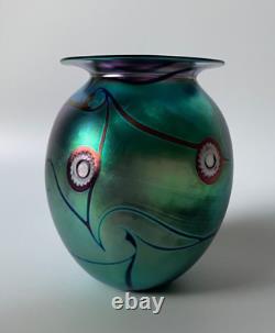 BEAUTIFUL ROBERT EICKHOLT OPALESCENCE AURENE VASE, 5.5 x 4.5 INCHES, 1997