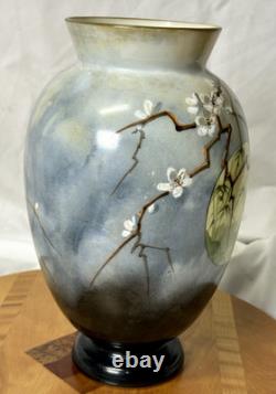 Baccarat Opaline Art Glass Hand Painted Enamel Japonisme Bird Vase 19th C