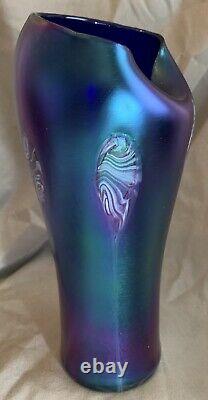 Beautiful Rindskopf Blue Iridescent Feather Vase