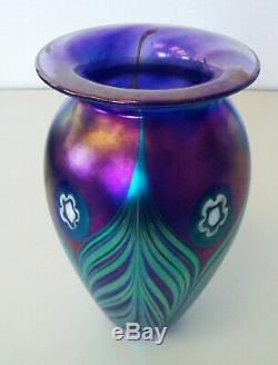 Beautiful Robert Eickholt 9 Purple Teal Iridescent Signed 2003 Art Glass Vase