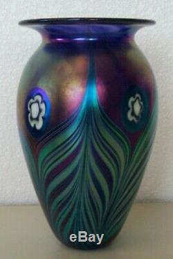 Beautiful Robert Eickholt 9 Purple Teal Iridescent Signed 2003 Art Glass Vase