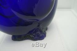 Beautiful Vintage Cambridge Glass Colbalt Blue Shell Vase