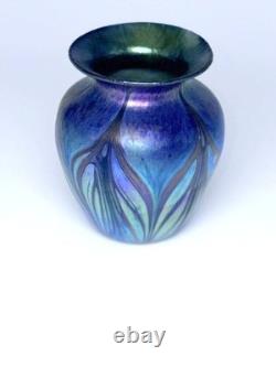 Blue Aurene Vase With Red Feather Design. Blown Glass