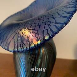 Blue Iridescent Pulled Feather Jack in The Pulpit Vase 14