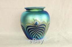 Carlson 1992 Studio Hand Made Art Glass Blue Aurene Color Puller Feather Vase