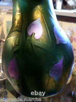 Charles Lotton American Studio Art Glass Hearts & Vines Vase Dated 1976