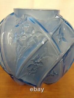 Consolidated VINE LINE 700 Blue Wash Crystal Art Glass Martele 7 ROSE BOWL Vase