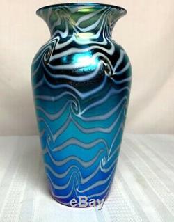 Durand Art Glass, Tall King Tut Coil Vase, White On Blue Iridescence, Nice