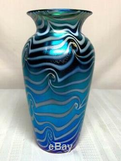 Durand Art Glass, Tall King Tut Coil Vase, White On Blue Iridescence, Nice