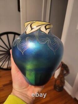 Early Fine Orient & Flume Irridescent Vase