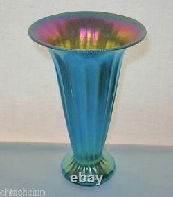 Entrancing IRIDESCENT Interior LUNDBERG ART Glass VASE Ribbed BLUE AURENE 6High