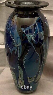 Exceptional Robert Eickholt Vase 2004 Swirls of Blues