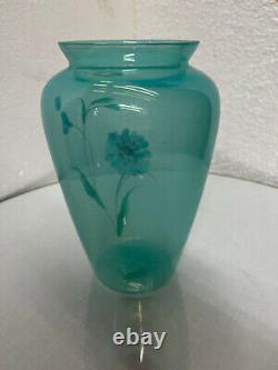 Fenton 2010 Dahlia Dream Vase # 7598 BP