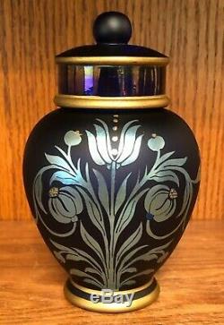 Fenton Art Glass Favrene Sand Carved Glass Jar Vase /Lid Limited Edition 388/600