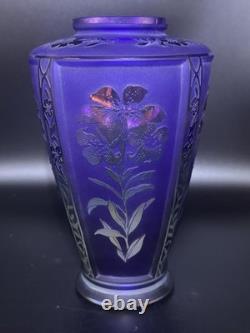 Fenton Art Glass Limited Edition 1996 Favrene Cut-Back Vase