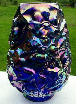 Fenton Cobalt Blue Carnival Glass DOGWOOD Vase 7.25H MINTBeautiful RARE