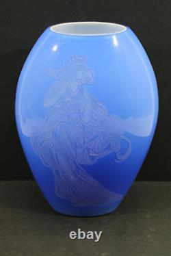 Fenton Connoisseur Collection 8802LY Sand Carved Gabrielle Blue Oval Vase 12