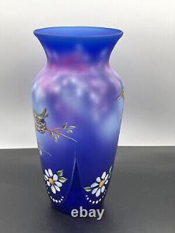 Fenton Gift Shop 2023 Cobalt Satin Hummingbird Vase Ltd Ed 18/42