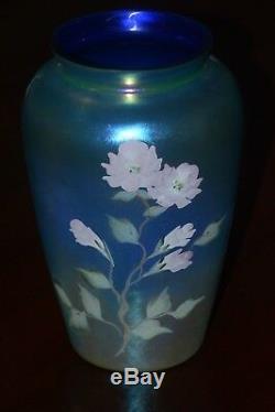 Fenton Glass Favrene Vase with HP Pink Roses 8 3/4 tall C. Riggs