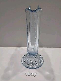 Fenton Glass LIGHT BLUE Daisy Button Fan Vase HARD TO FIND MINT