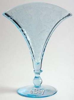 Fostoria VERSAILLES BLUE 8 1/2 Fan Vase 2610486