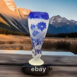 Glass Vase Shannon Blue White Crystal of Ireland Mouth blown hand-cut Imperfect