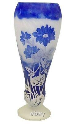 Glass Vase Shannon Blue White Crystal of Ireland Mouth blown hand-cut Imperfect