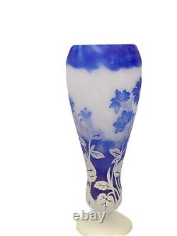 Glass Vase Shannon Blue White Crystal of Ireland Mouth blown hand-cut Imperfect