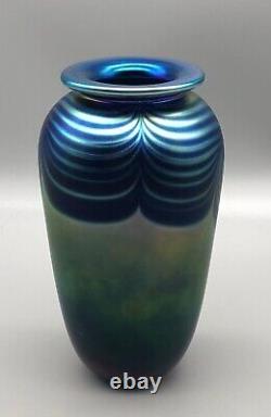 Gorgeous Signed 1986 Eickholt Art Glass Blue Aurene Pulled Feather Vase