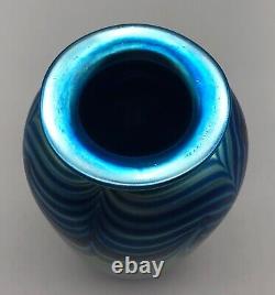 Gorgeous Signed 1986 Eickholt Art Glass Blue Aurene Pulled Feather Vase