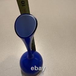 Gunnar Ander Lindshammar Sweden Blue Glass Vase white interior MidCentury Modern