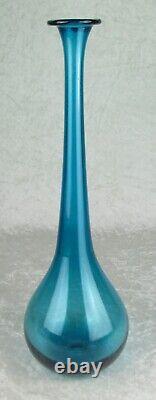 Hand Blown Aqua Turquoise Glass Vase Mid Century Modern 15-7/8 inch Tall Blenko