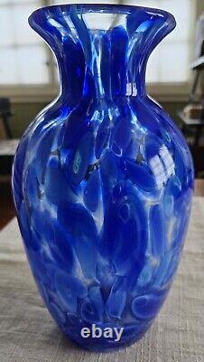 Handblown Blue and Clear Glass Vase Stunning color! Mint cond 9 inches