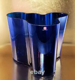 Iconic SAVOY Rich Blue Glass WAVE VASE, Alvar Aalto for IITTALA Finland 6.25