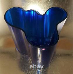 Iconic SAVOY Rich Blue Glass WAVE VASE, Alvar Aalto for IITTALA Finland 6.25