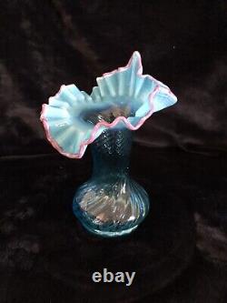 Jefferson glass? Jack in the Pulpit Ruffled Edge Art Glass Vase Blue Opalescent