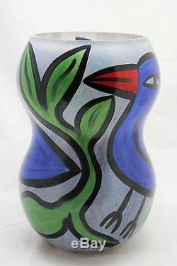 Kosta Boda glass art vase Birdy, design Ulrica Hydman Vallien, Sweden 35cm 13.8