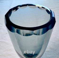 Kosta Elis Bergh Art Deco Blue Crystal Pedestal Vase BH 1353 1930s Sweden